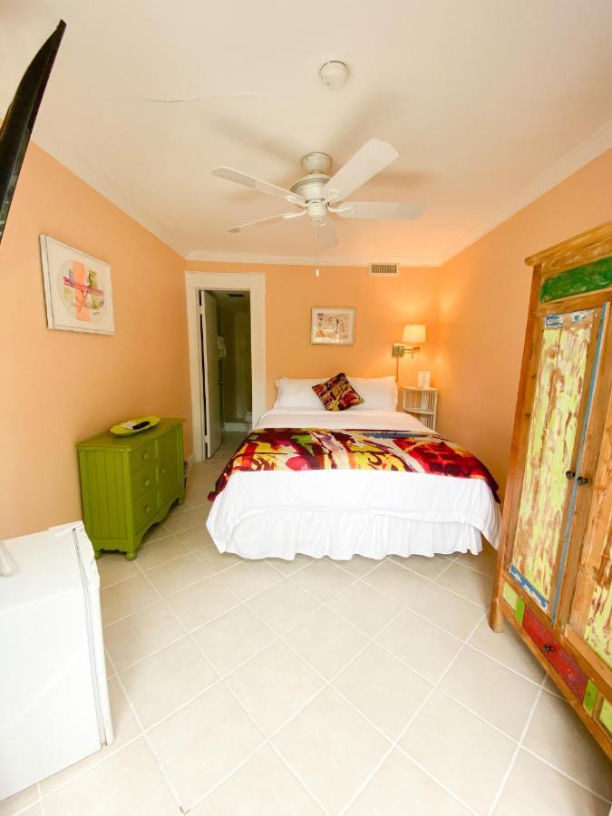 Authors Key West Guesthouse Eksteriør billede