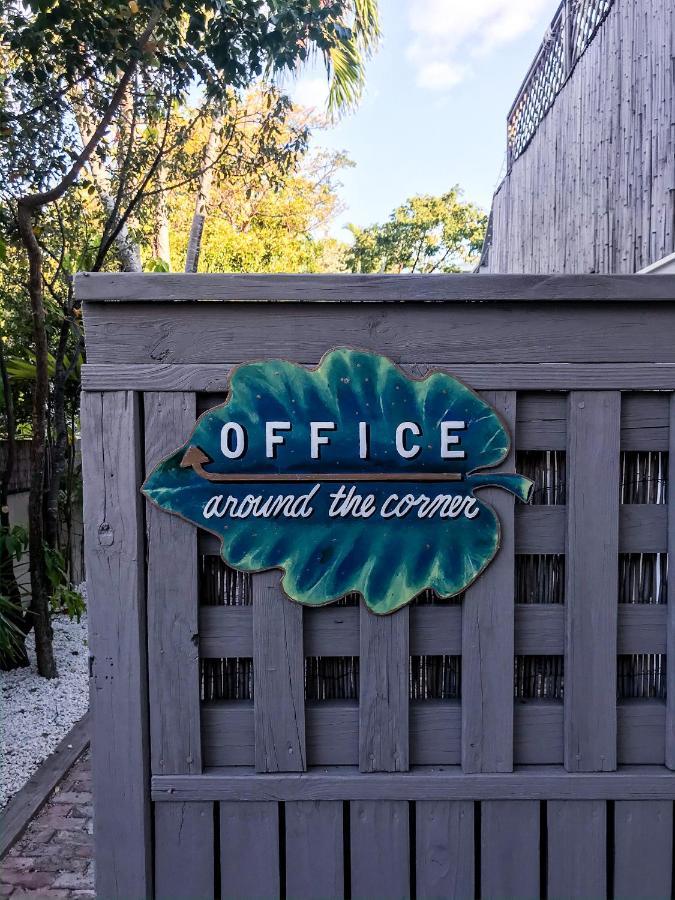 Authors Key West Guesthouse Eksteriør billede